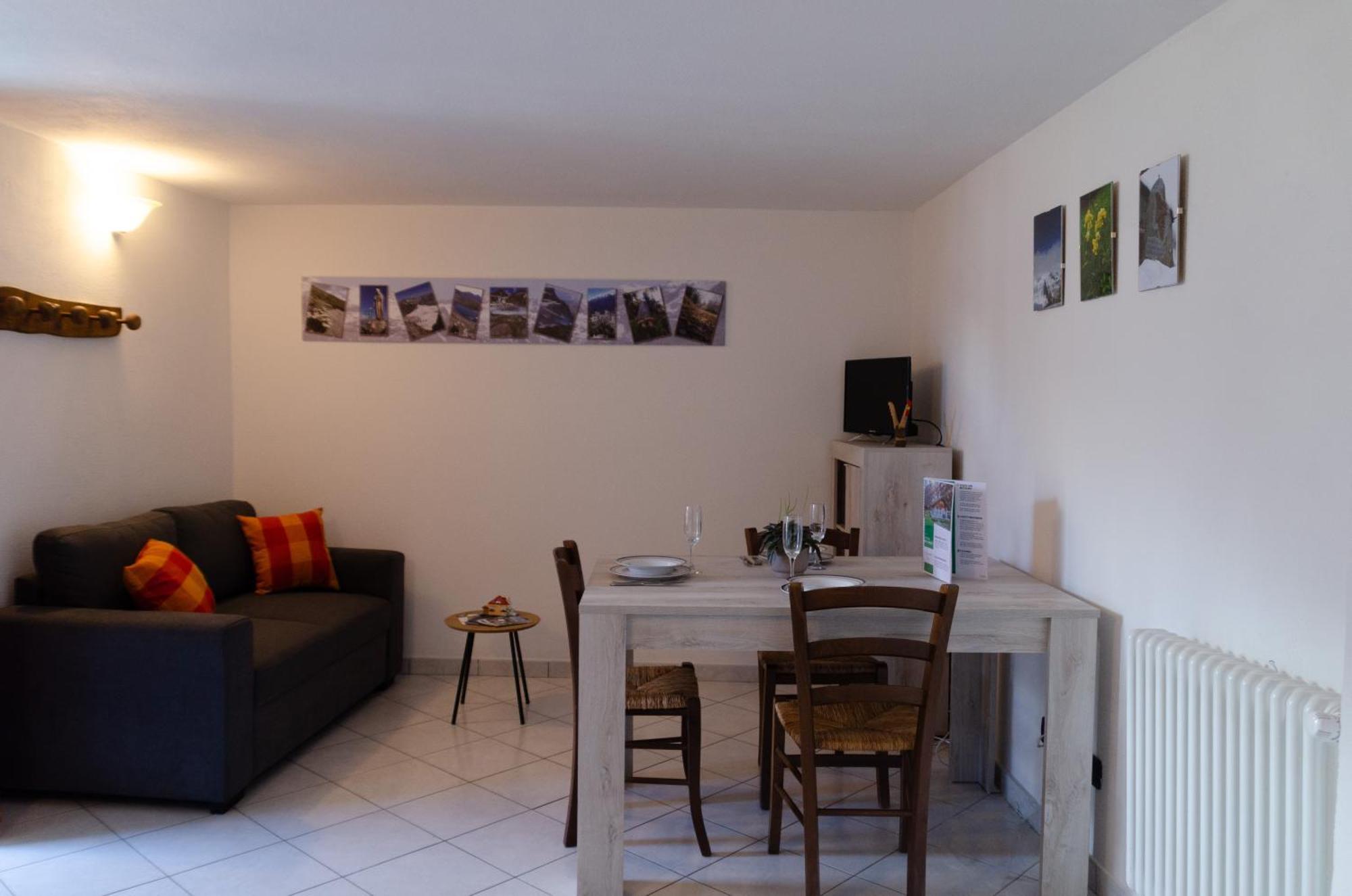 La Casa Degli Aromi - Vista Montagna E Relax Villa Aosta Buitenkant foto