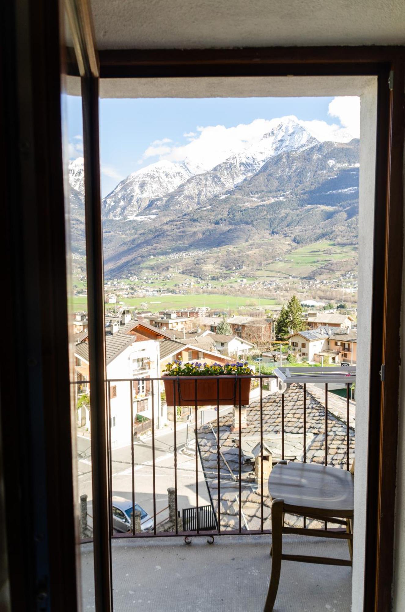 La Casa Degli Aromi - Vista Montagna E Relax Villa Aosta Buitenkant foto